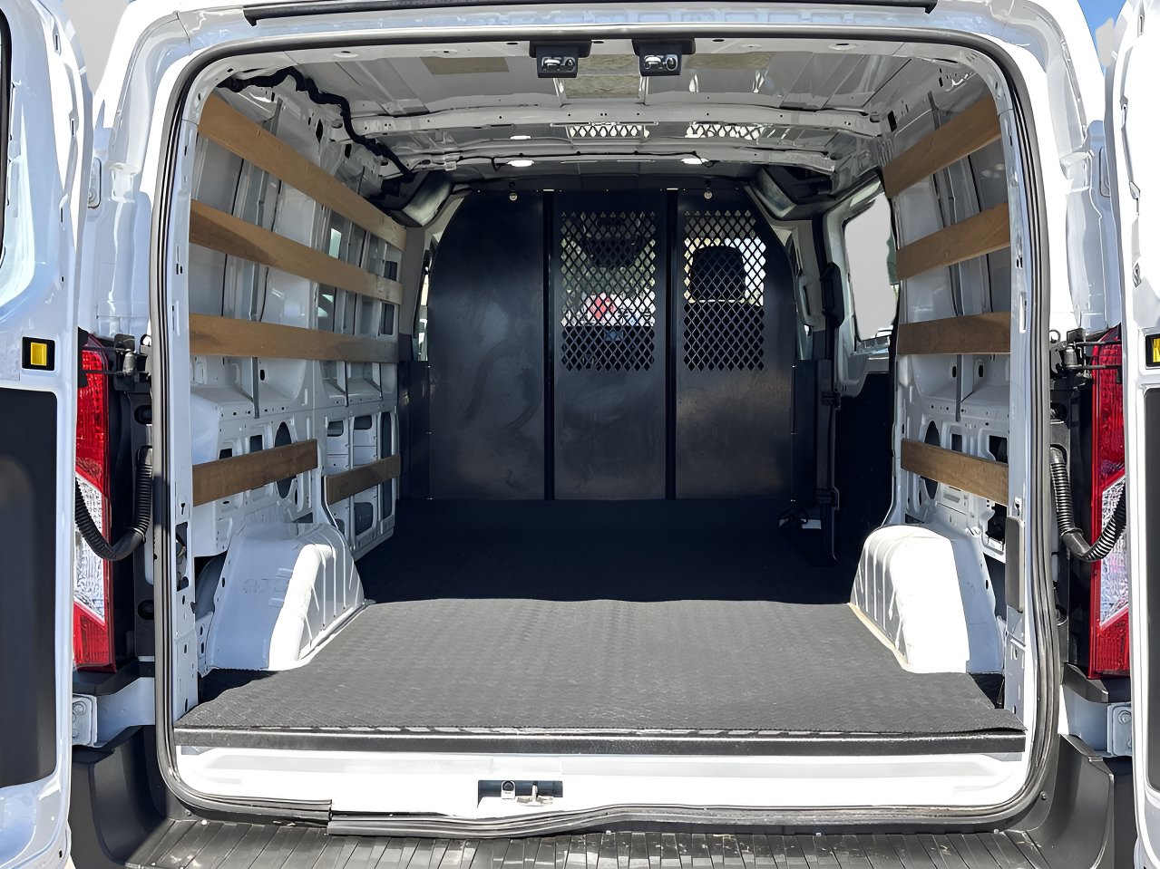 Used 2024 Ford Transit 250 Low Roof w/ Exterior Upgrade Package image 8