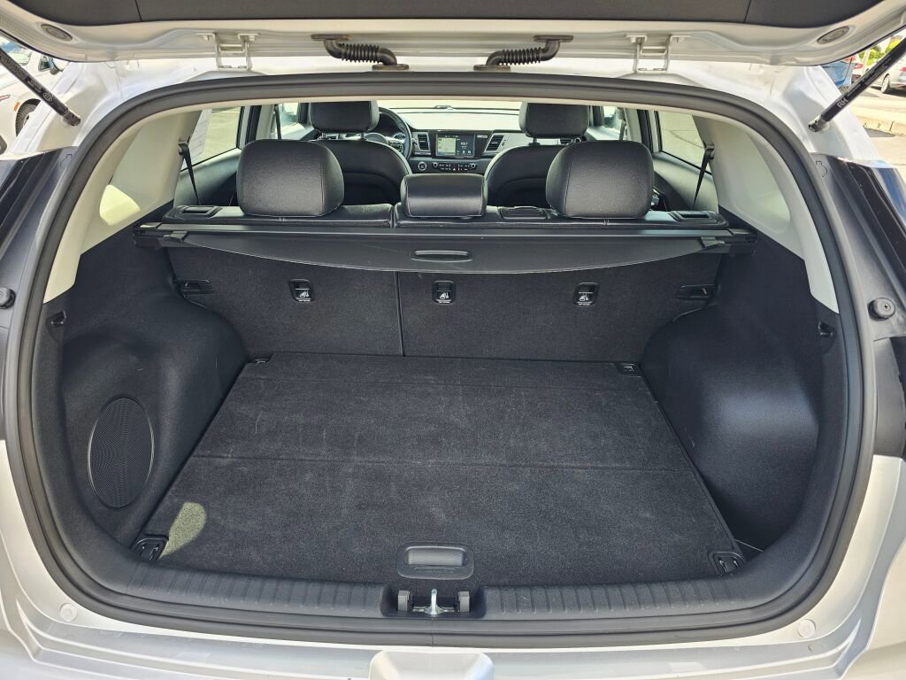 Used 2019 Kia Niro S Touring image 29