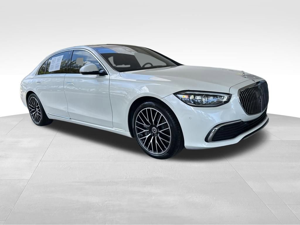 Used 2023 Mercedes-Benz S 500 4MATIC image 2