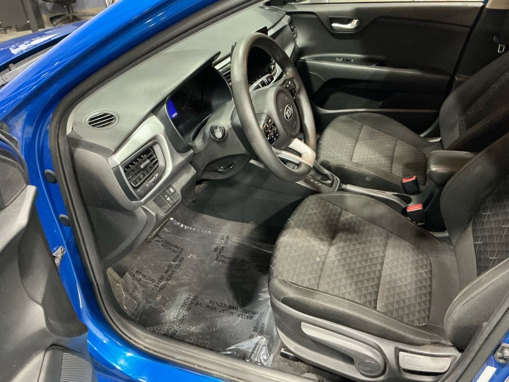 Used 2021 Kia Rio S image 3