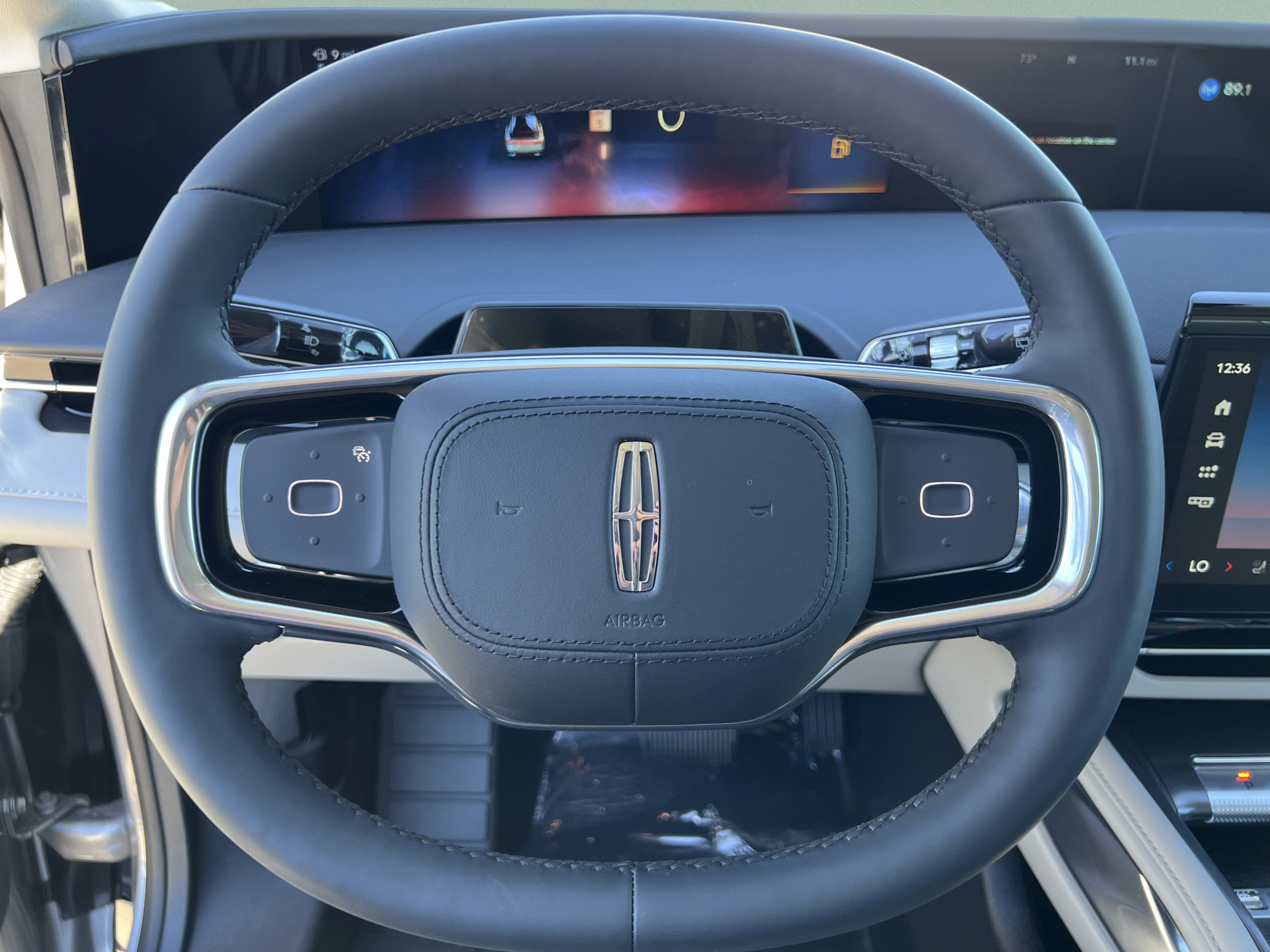 New 2026 Lincoln Nautilus Reserve AWD/4WD image 11