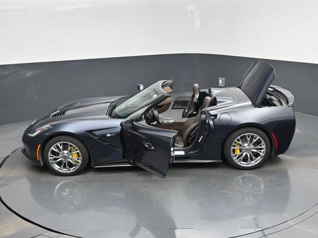 Used 2014 Chevrolet Corvette Stingray Convertible w/ 3LT Preferred Equipment Group RWD image 17
