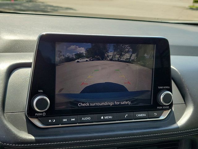 Certified 2024 Nissan Rogue SV image 28