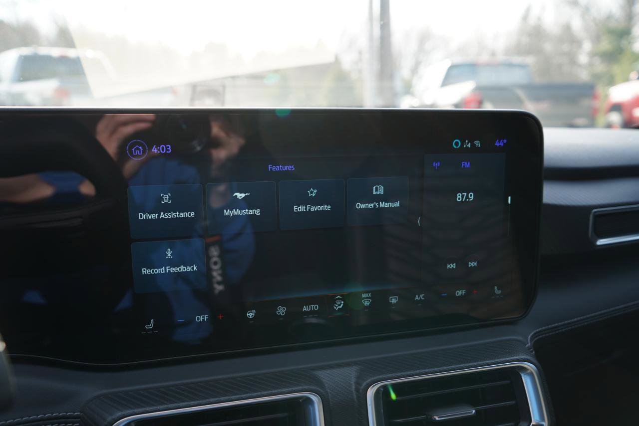 Used 2025 Ford Mustang GT Premium w/ GT Performance Package image 36