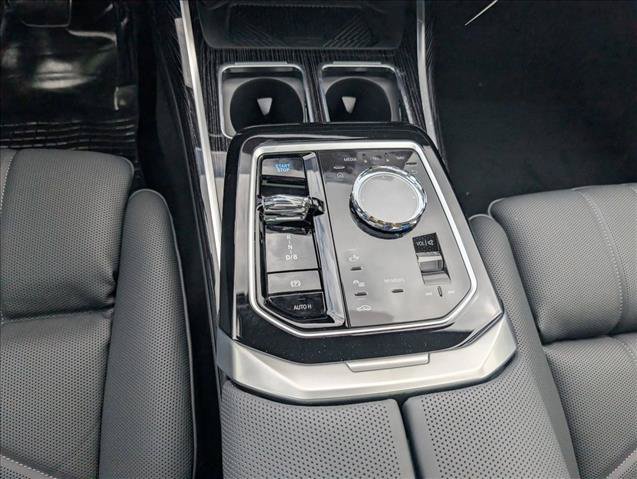 New 2026 BMW i7 M70 w/ M Sport Package RWD image 12