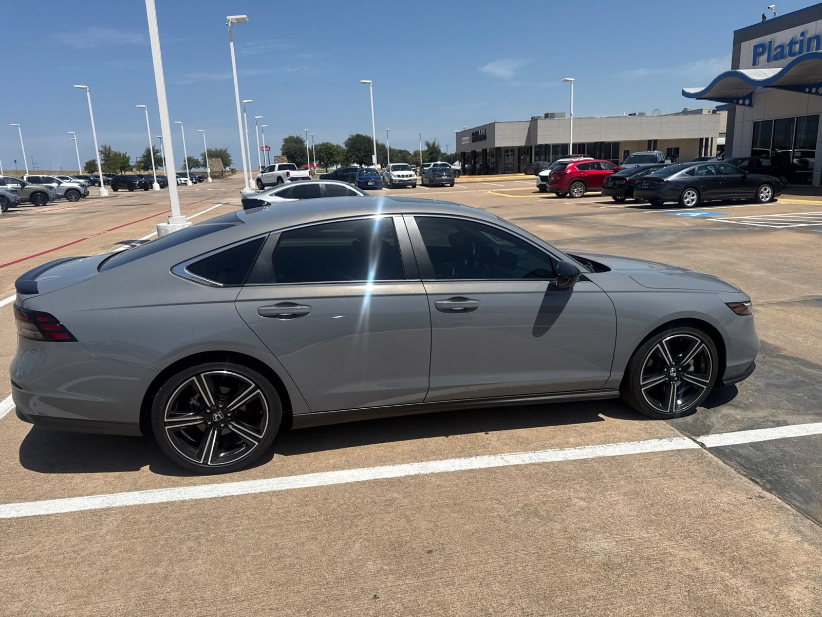 Used 2025 Honda Accord Sport image 8