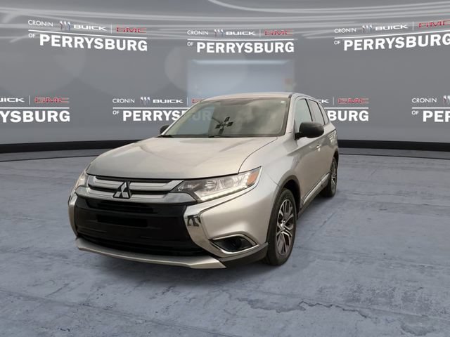 Used 2018 Mitsubishi Outlander ES AWD/4WD image 3