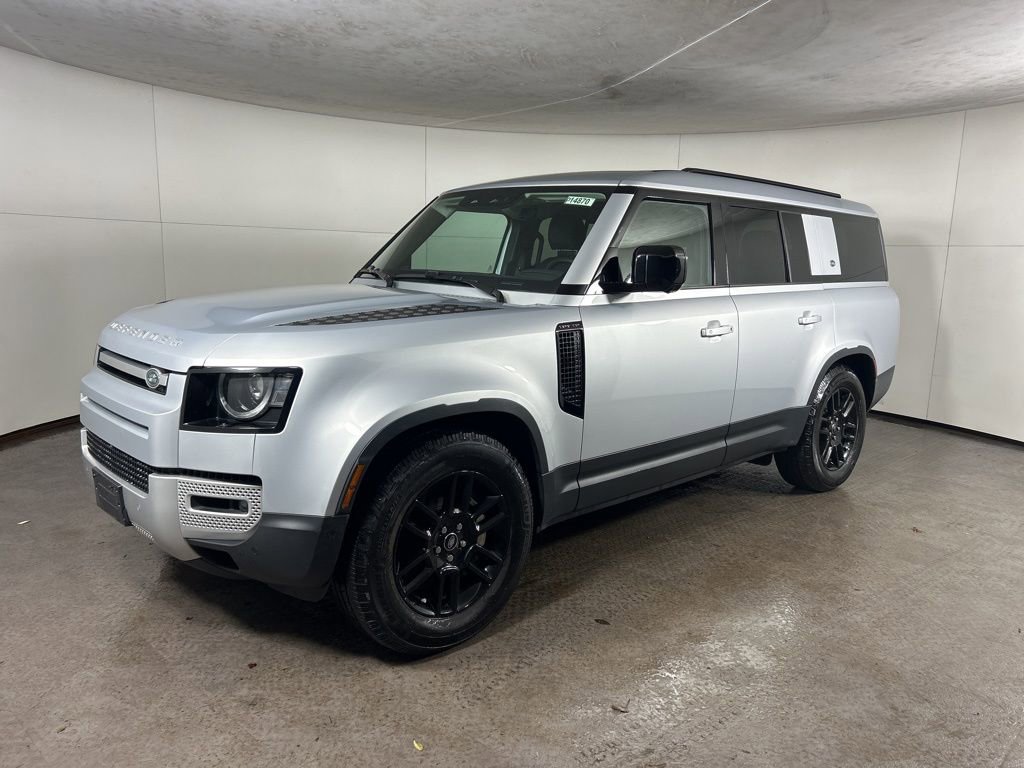 Used 2023 Land Rover Defender 130 SE image 1