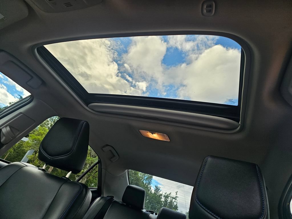 Used 2017 Toyota Corolla XSE w/ Carpet Mat Package (TMS) FWD image 21