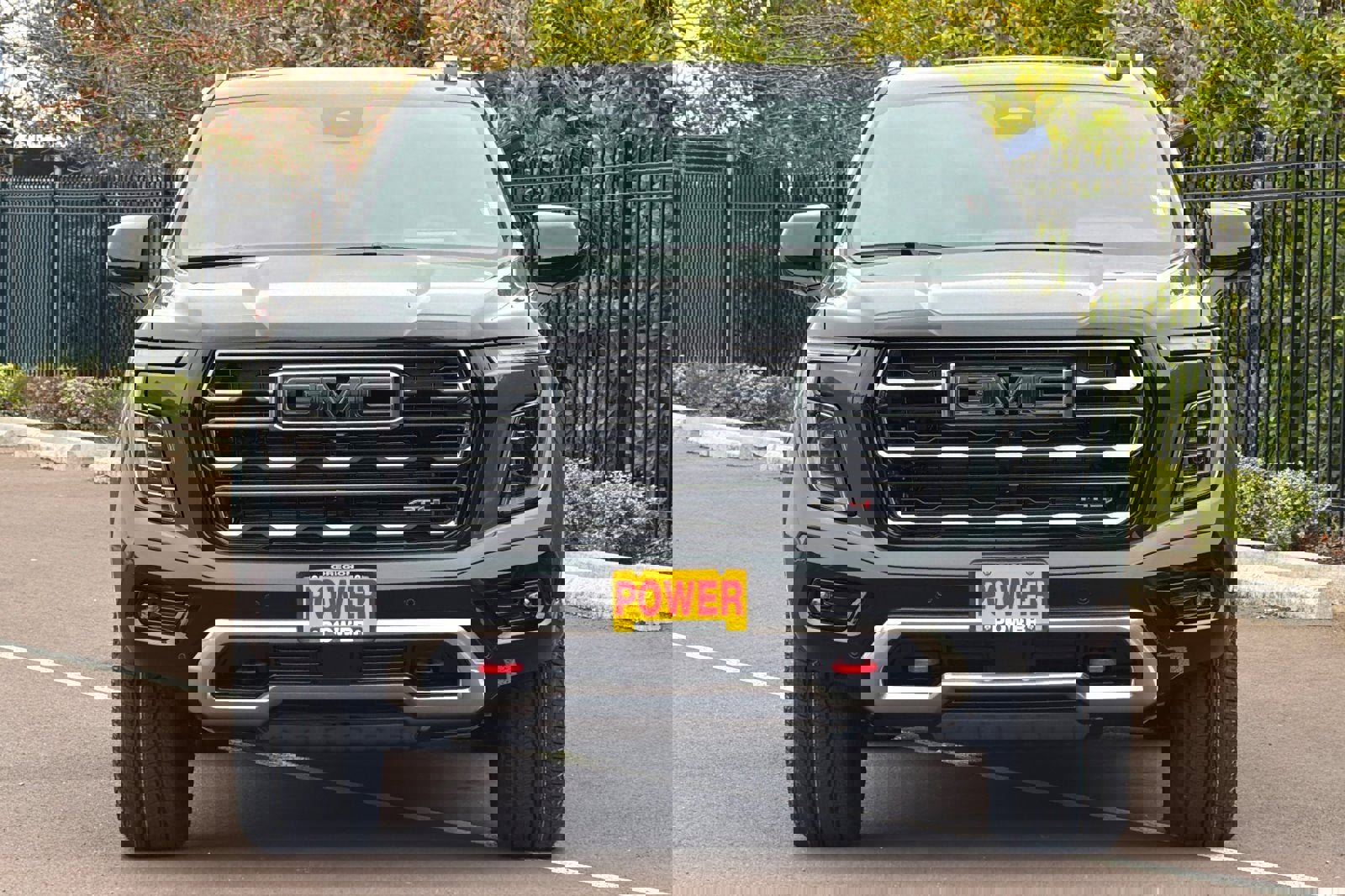 New 2026 GMC Yukon AT4 image 3