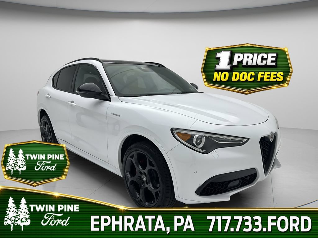 Used 2023 Alfa Romeo Stelvio Veloce AWD/4WD image 1