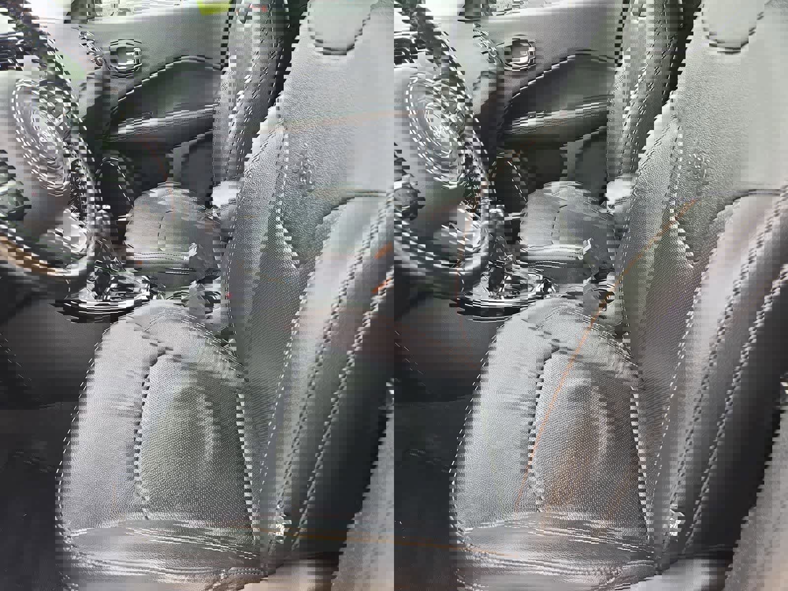 Used 2021 Jeep Compass Limited w/ Sun and Sound Group image 15