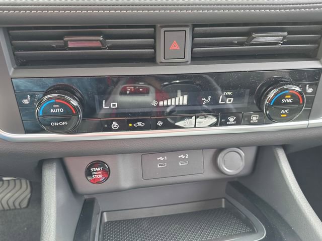 New 2026 Nissan Rogue SV w/ Cold Weather Package AWD/4WD image 17