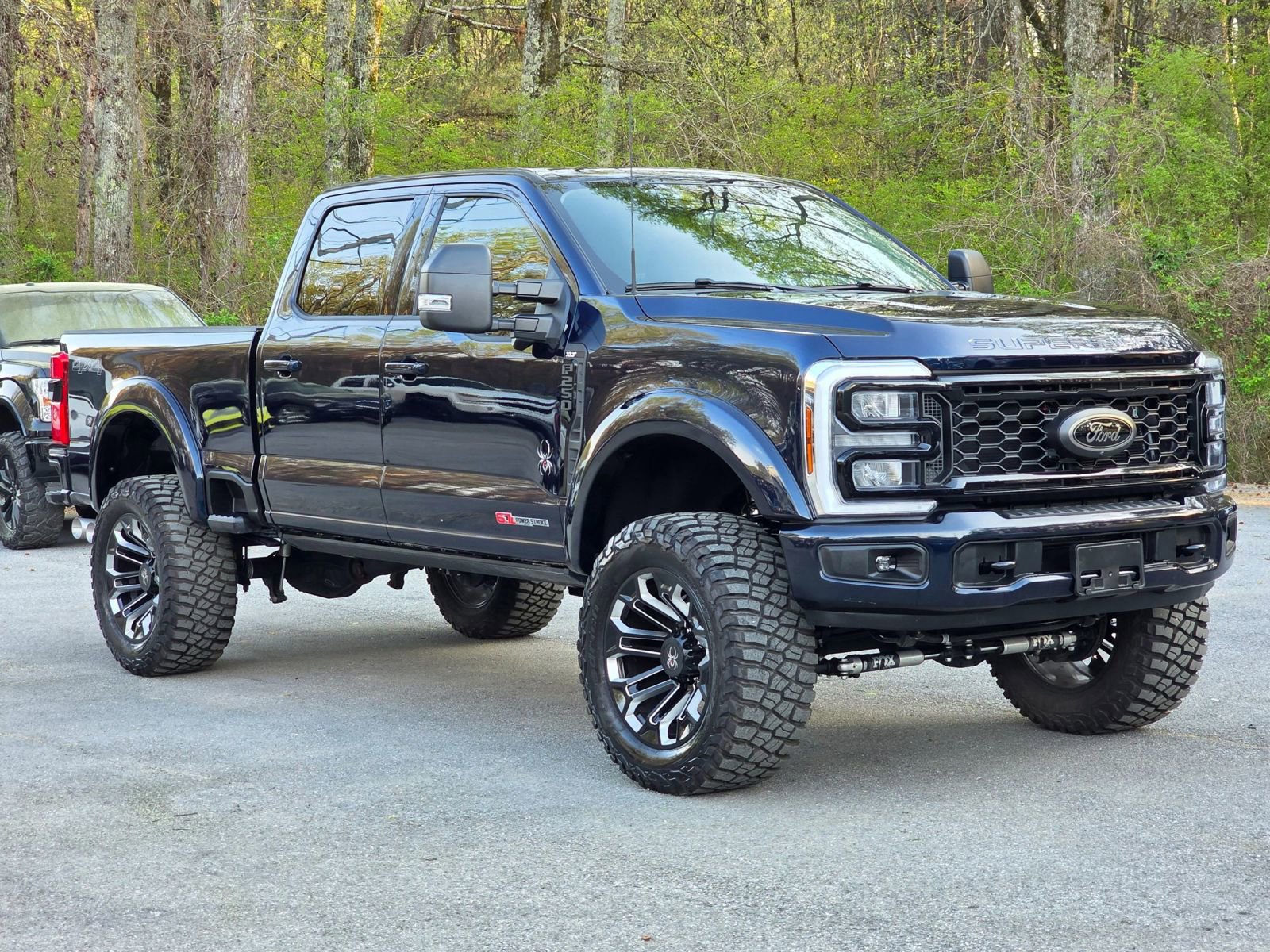 Used 2025 Ford F250 XLT w/ Black Appearance Package image 9