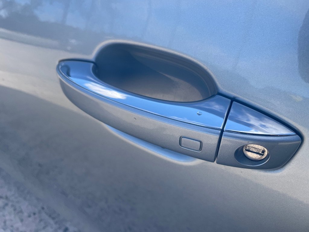 Used 2014 Audi A8 L TDI w/ Premium Package image 11