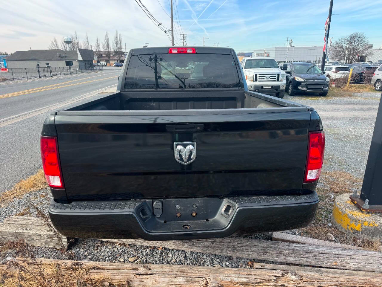 Used 2017 RAM 1500 Express AWD/4WD image 6
