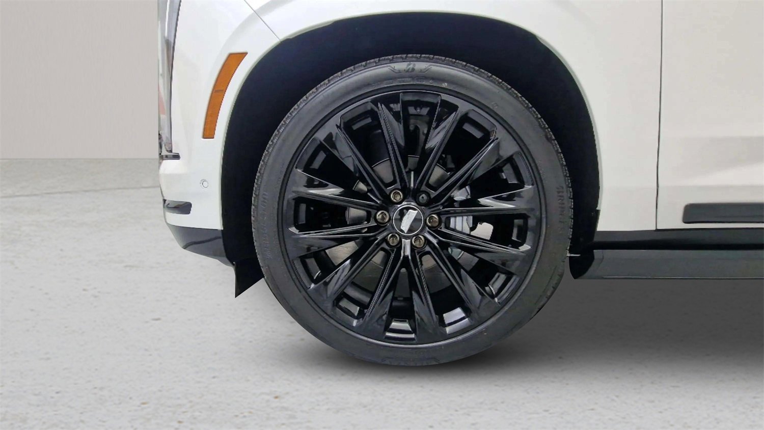 Used 2025 Cadillac Escalade Sport Platinum w/ LPO, ONYX Package image 9