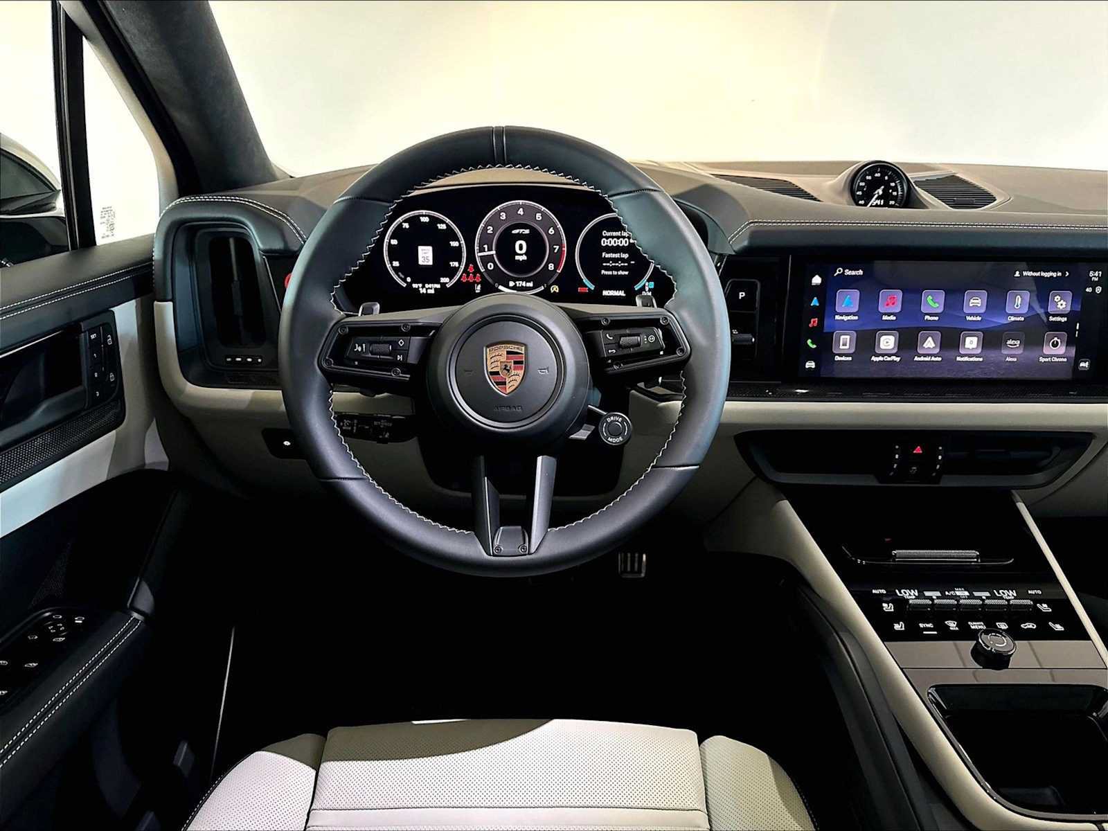 New 2026 Porsche Cayenne GTS AWD/4WD image 13