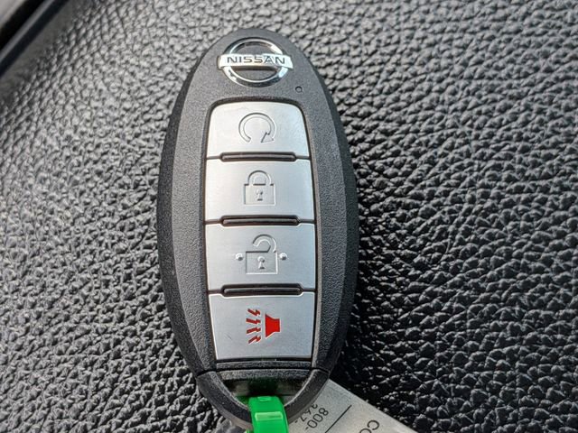 Used 2021 Nissan Titan PRO-4X w/ Pro-4x Convenience Package AWD/4WD image 30