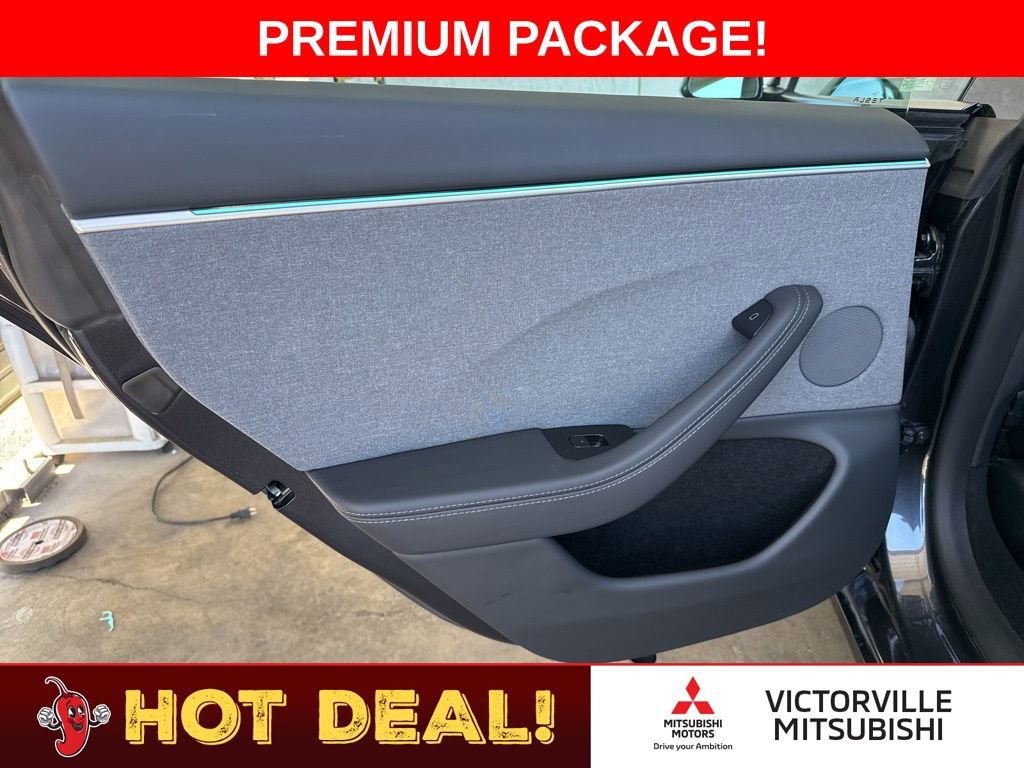 Used 2025 Tesla Model 3 Long Range RWD image 28