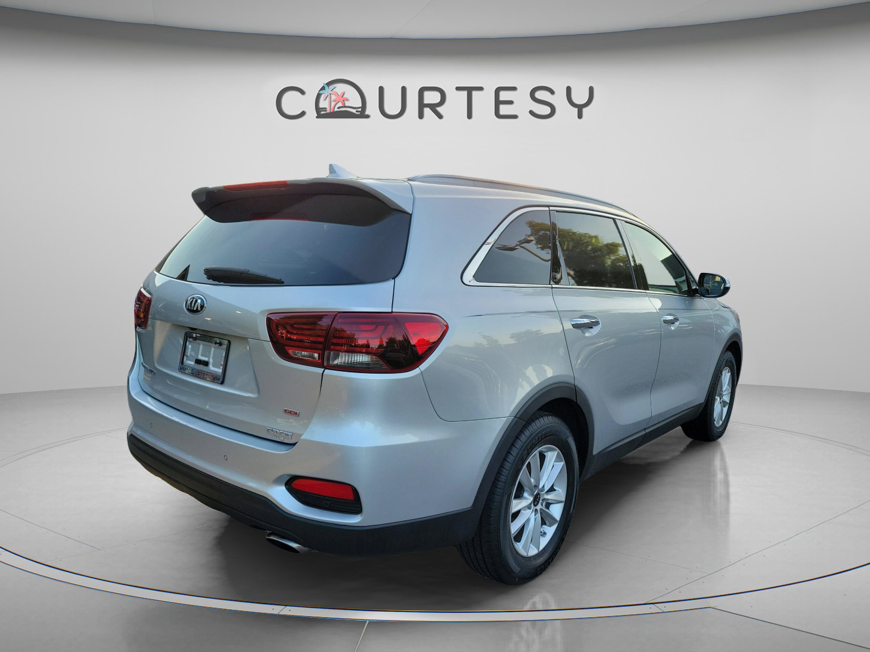 Used 2019 Kia Sorento FWD w/ LX Convenience Package image 3