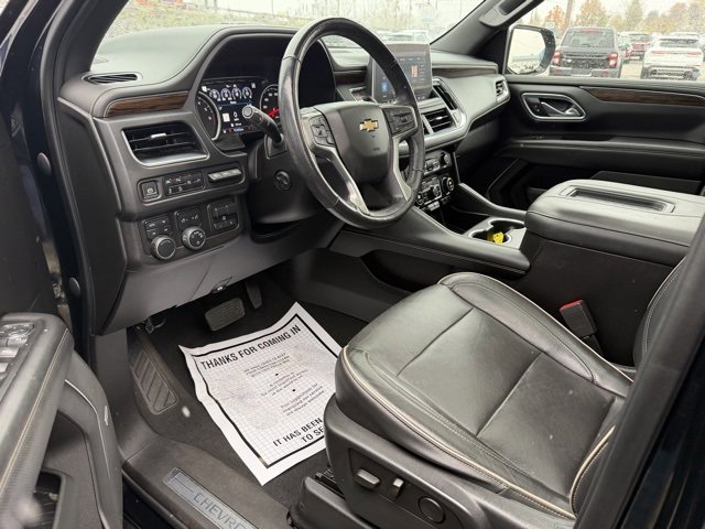 Used 2021 Chevrolet Tahoe Premier w/ Premium Package image 11