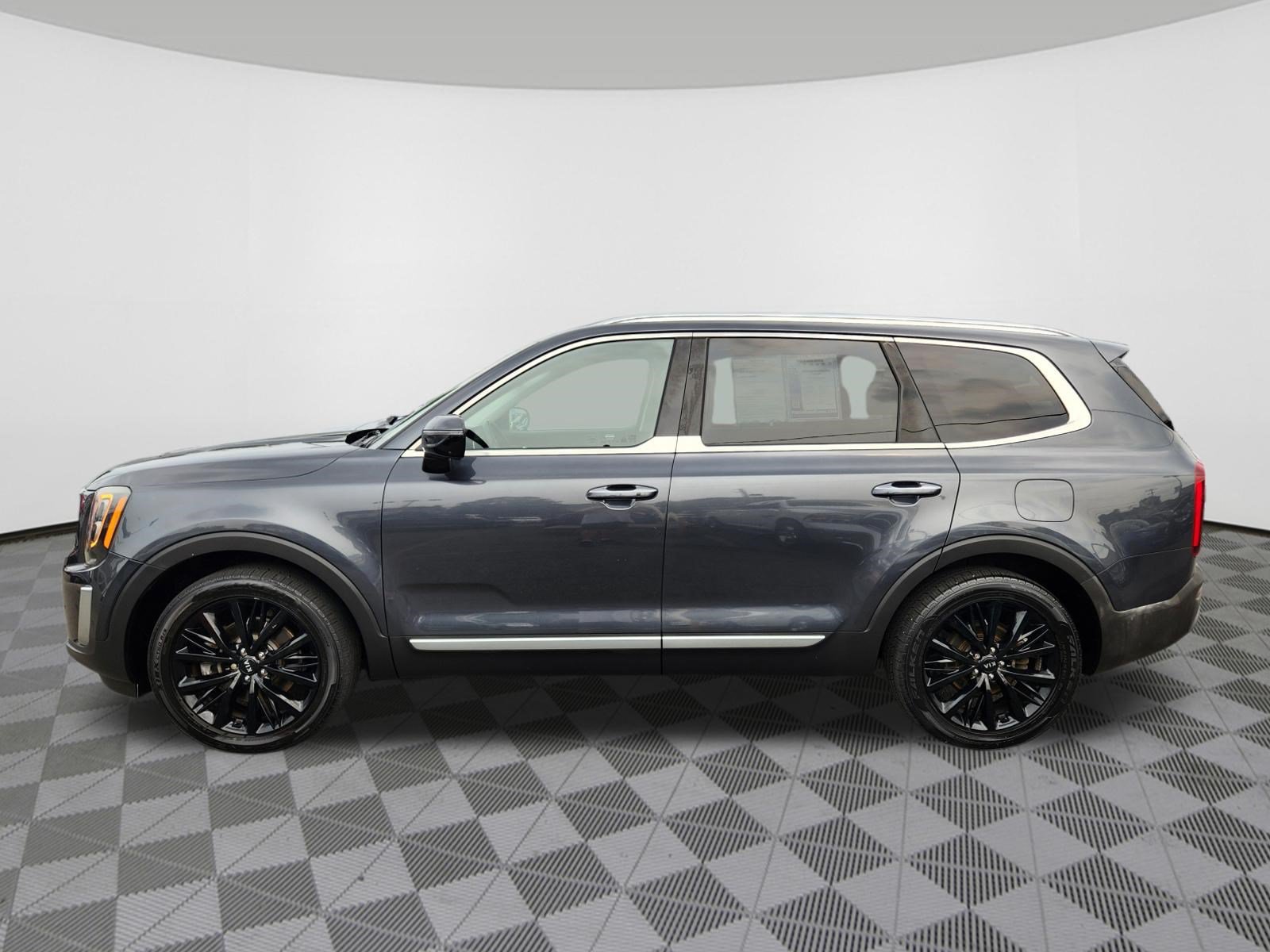 Used 2020 Kia Telluride SX w/ SX Prestige Package AWD/4WD image 5