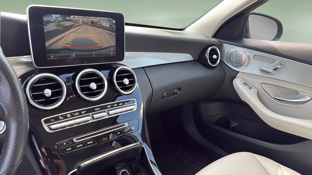 Used 2015 Mercedes-Benz C 300 4MATIC Sedan image 29
