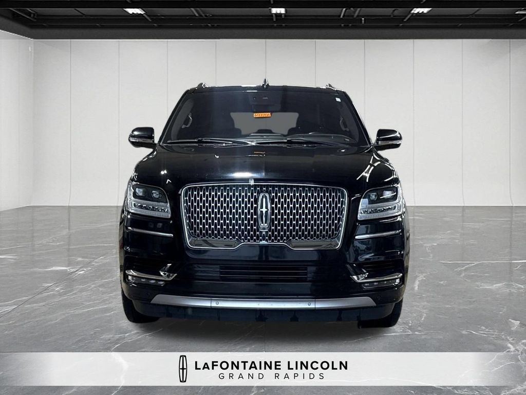 Certified 2020 Lincoln Navigator Reserve w/ Luxury Package AWD/4WD image 9