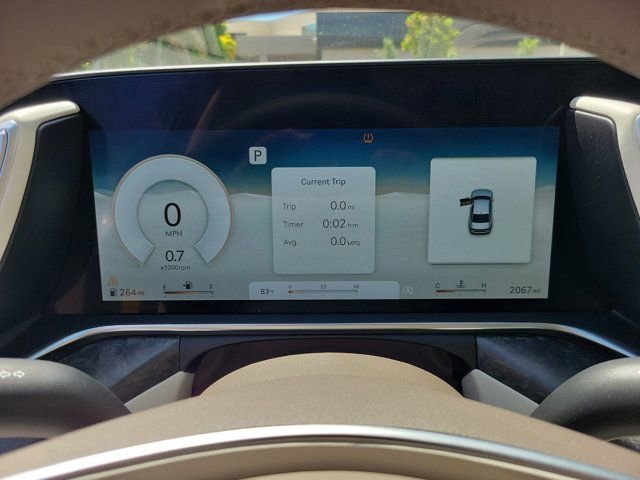 Used 2025 Genesis G90 3.5T image 28