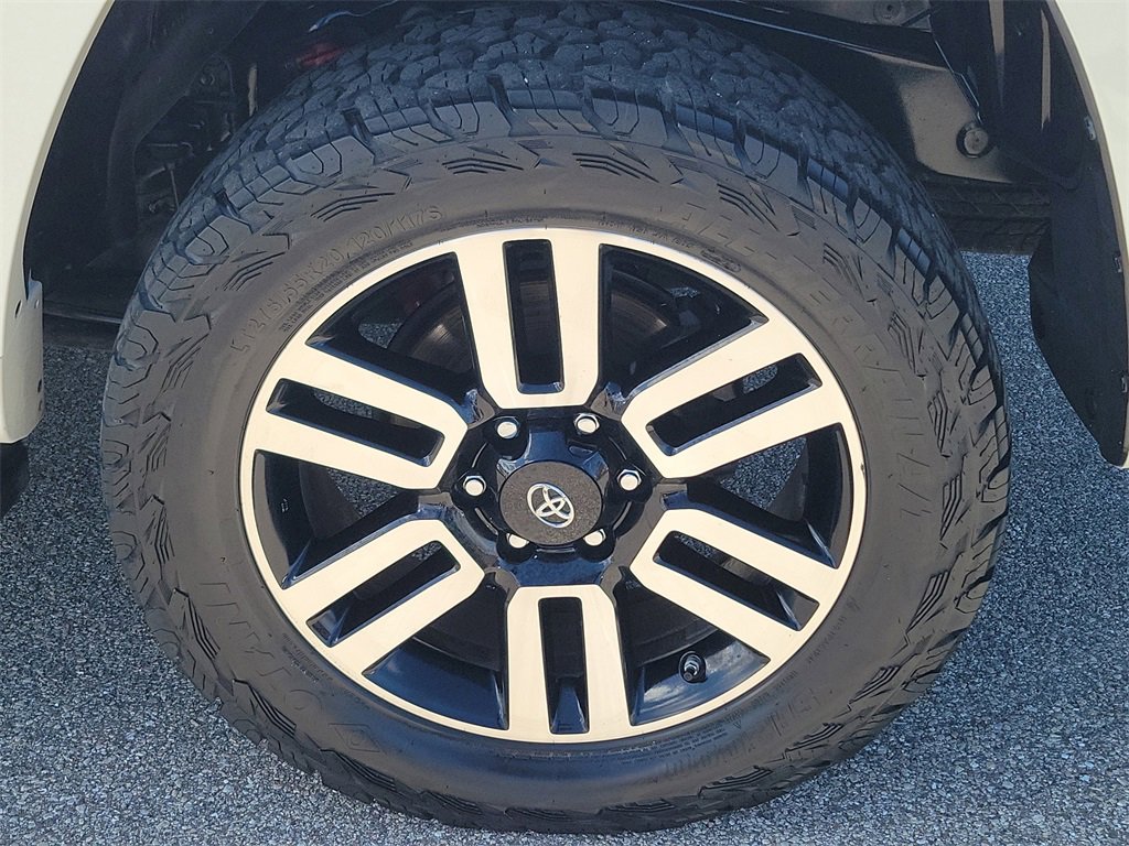 Used 2019 Toyota 4Runner Limited image 12