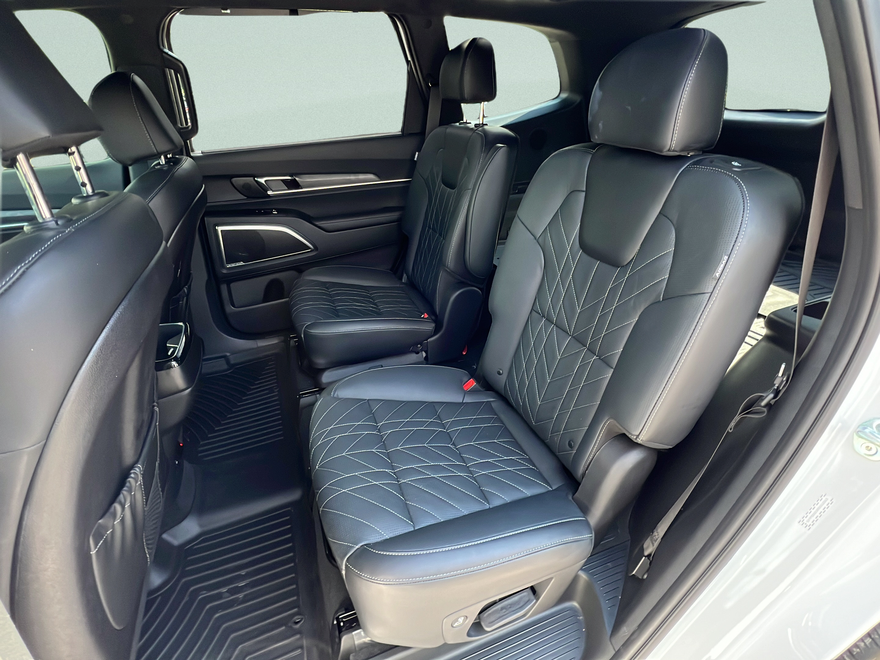 Certified 2024 Kia Telluride SX Prestige X-Line AWD/4WD image 13