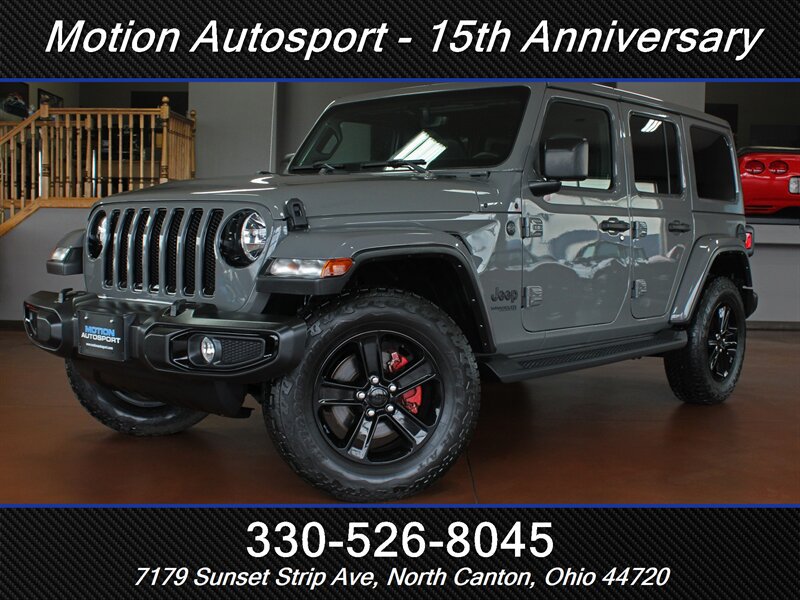 Used 2022 Jeep Wrangler Unlimited Sahara AWD/4WD image 1