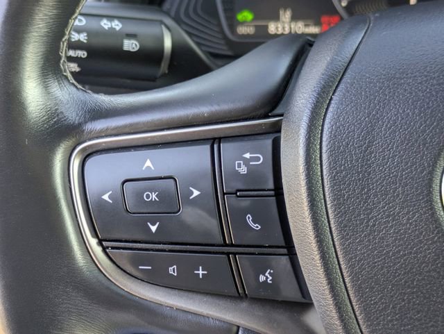 Used 2020 Lexus UX 250h w/ Premium Package image 22