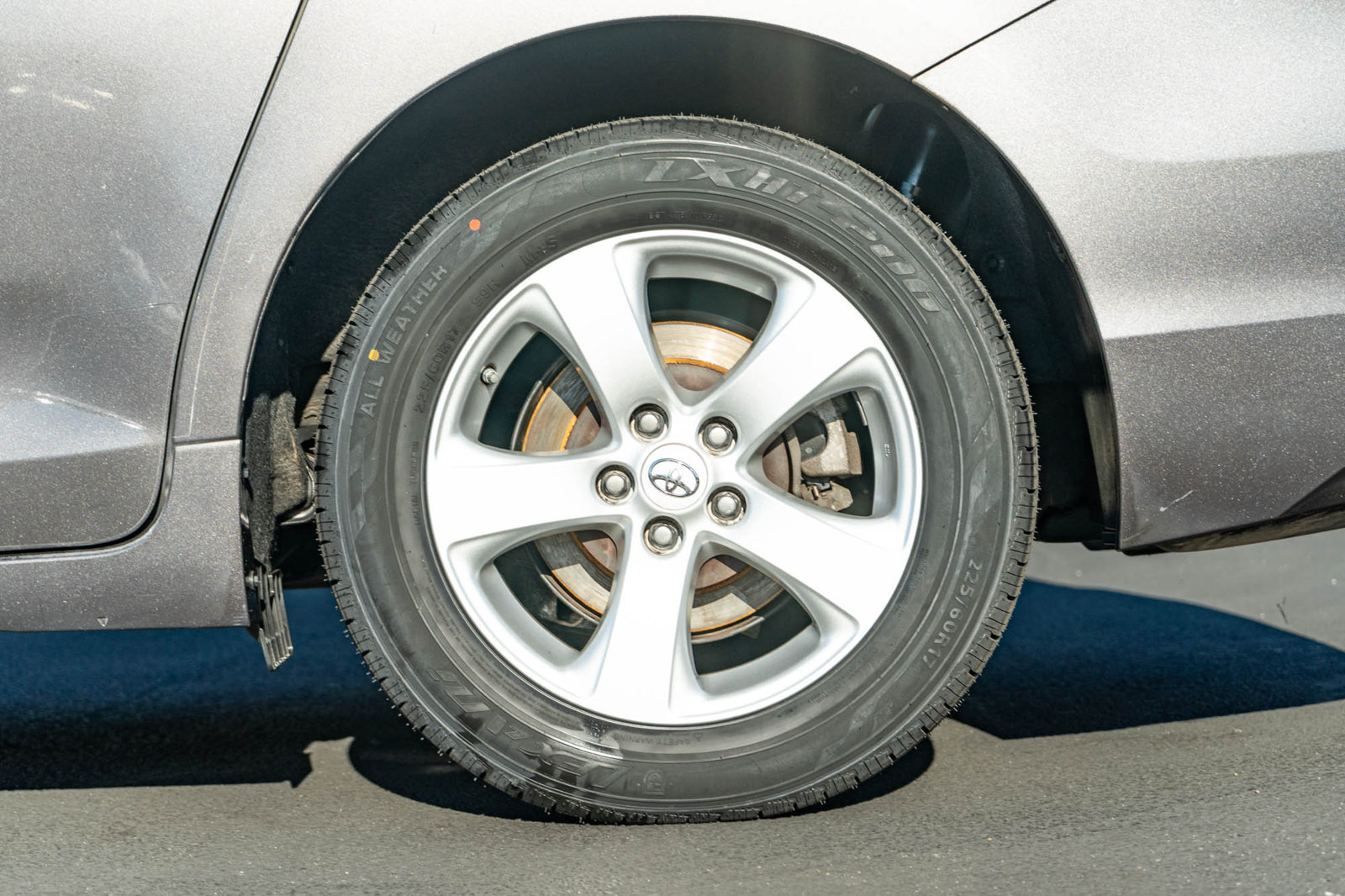 Certified 2017 Toyota Sienna LE w/ Cargo Management Package FWD image 6