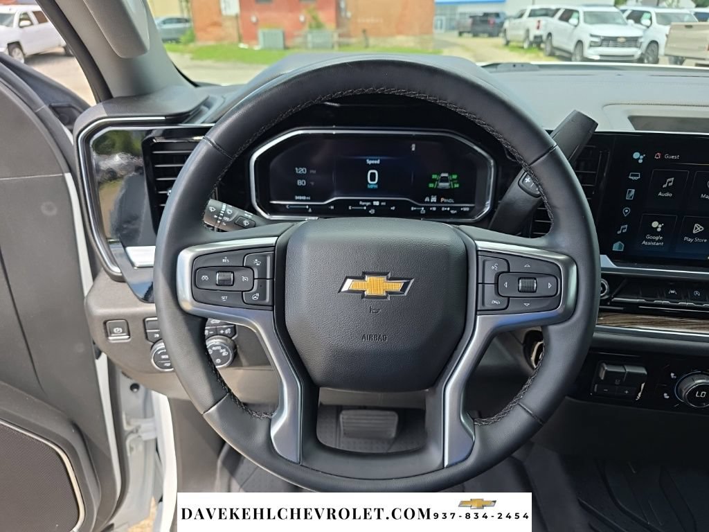 Used 2023 Chevrolet Silverado 1500 LT AWD/4WD image 10