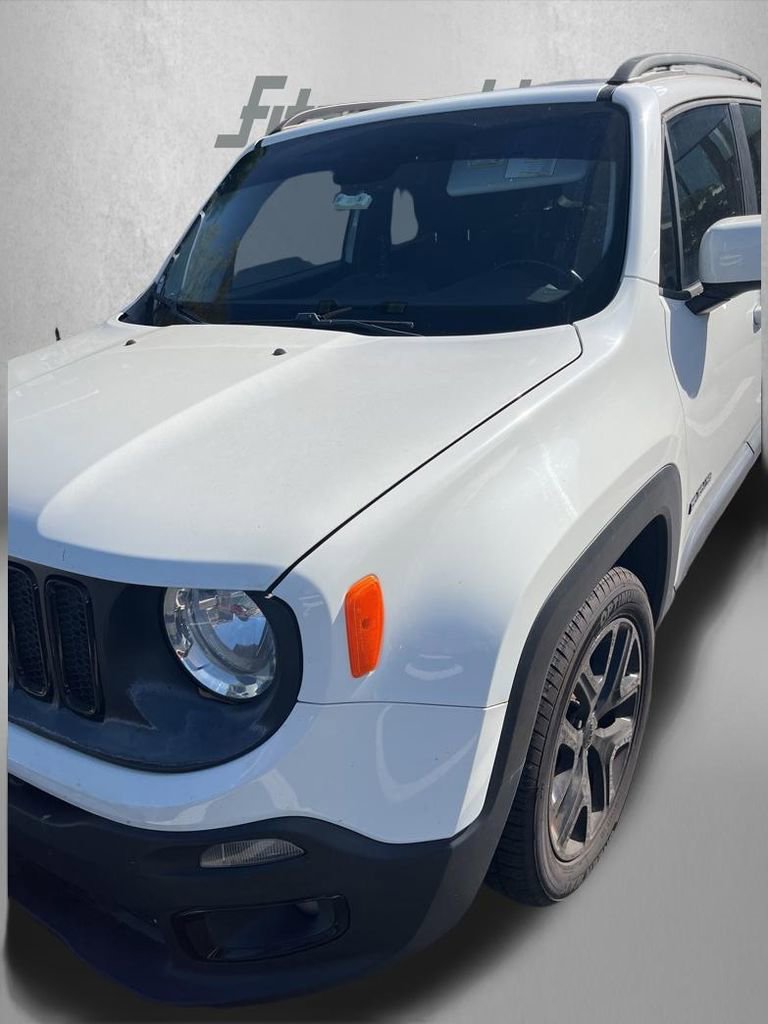 Used 2017 Jeep Renegade Altitude image 34