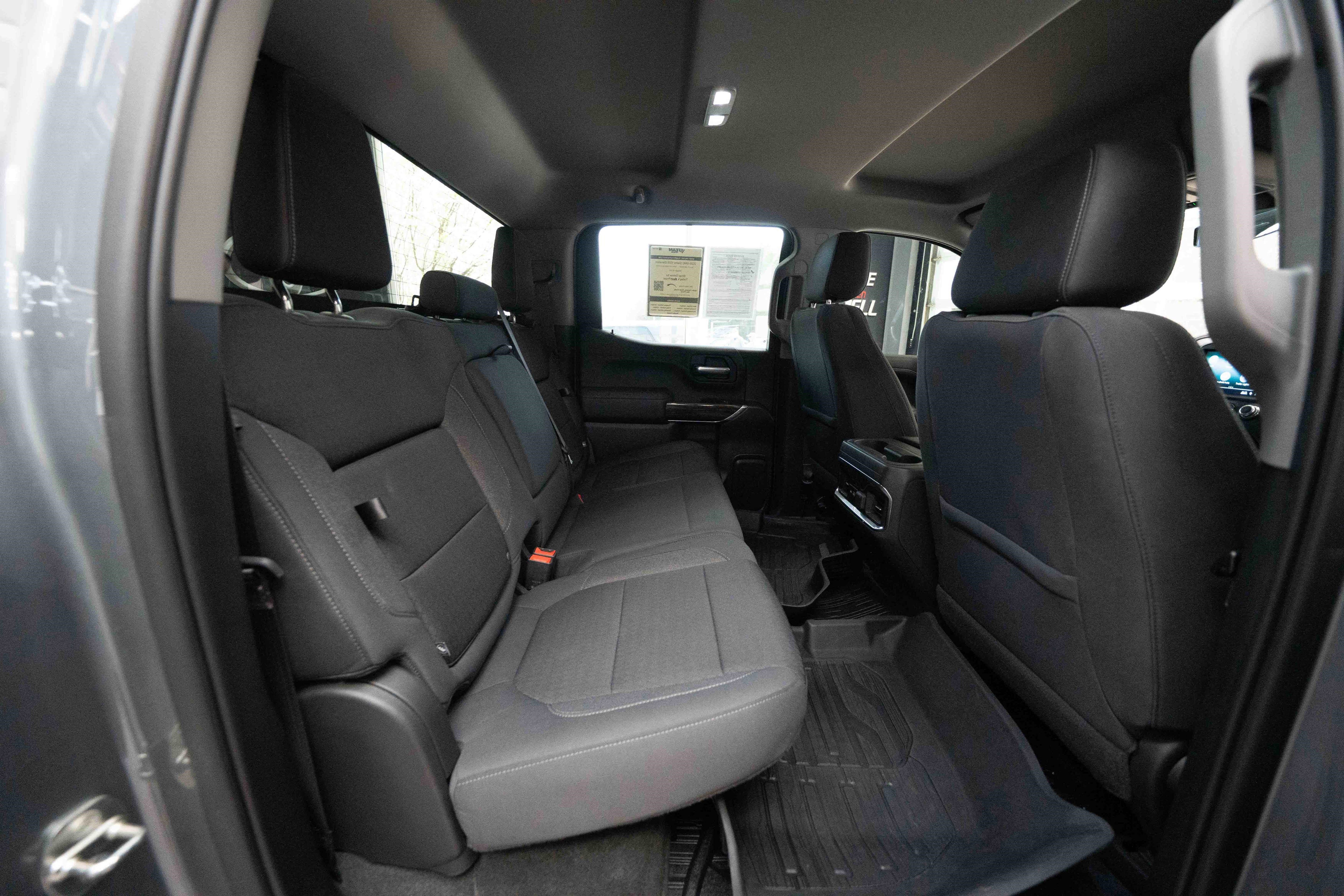 Used 2020 GMC Sierra 1500 Elevation w/ Elevation Value Package image 24