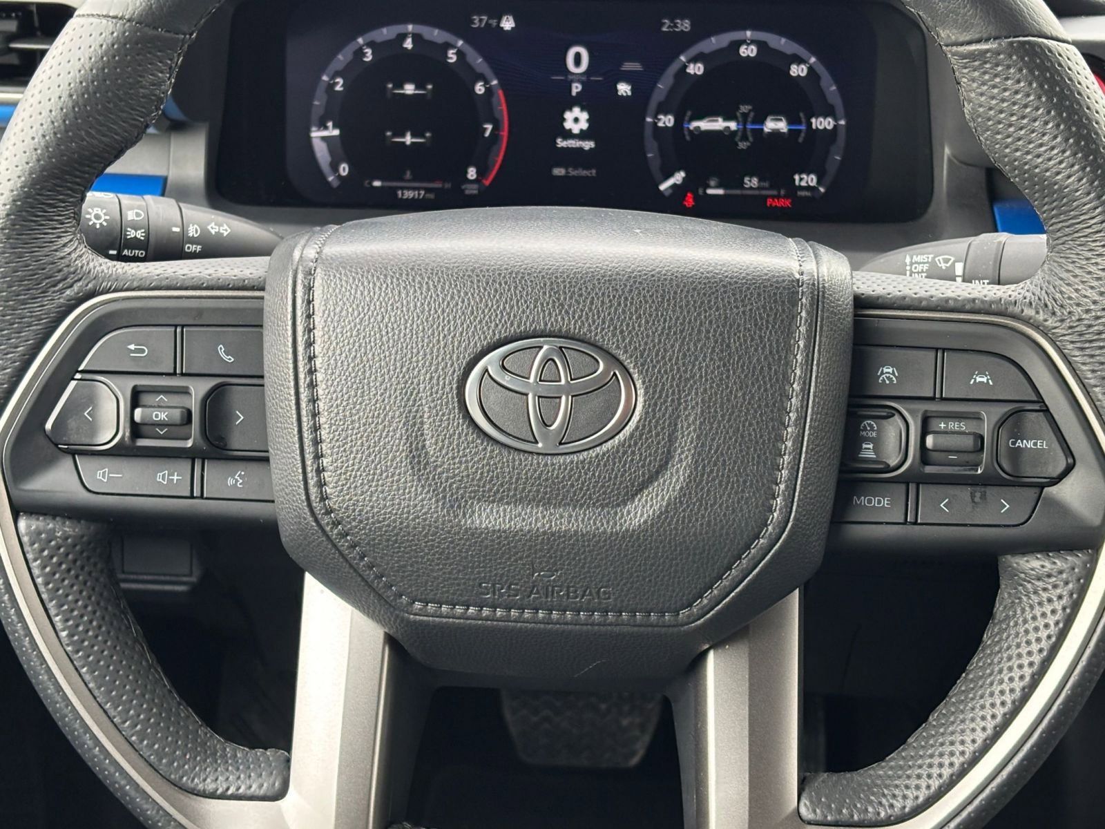 Used 2025 Toyota Tacoma SR image 27