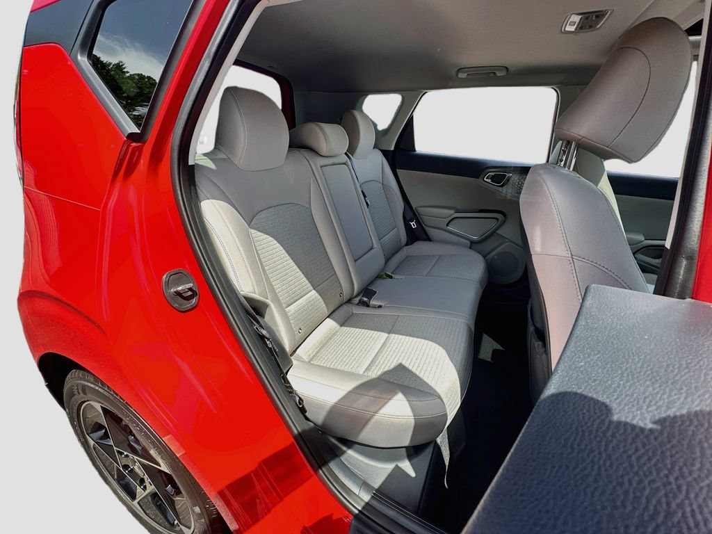 Certified 2024 Kia Soul EX FWD image 27