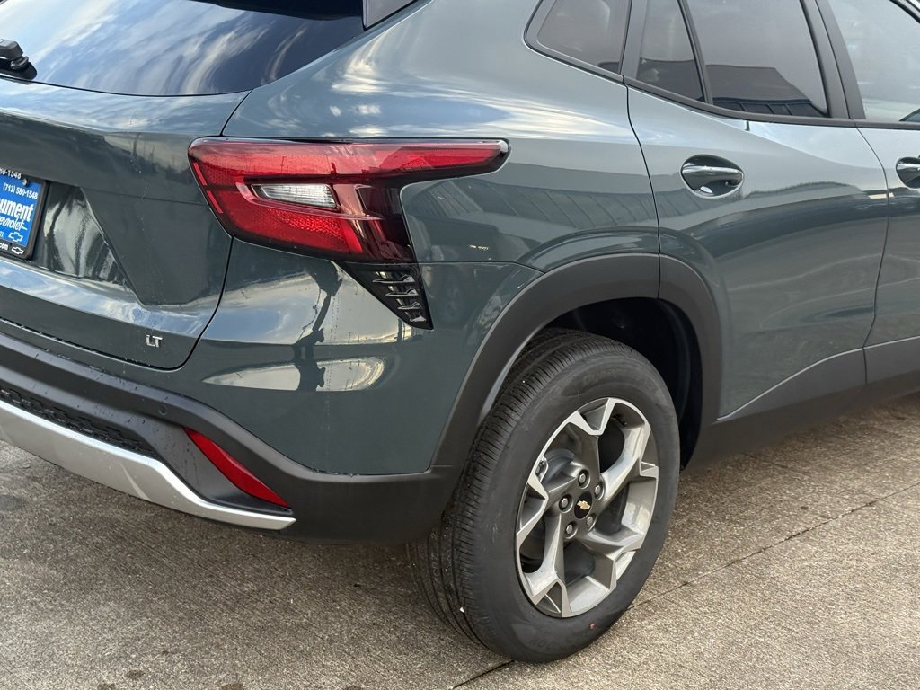 New 2026 Chevrolet Trax LT w/ Sunroof Package image 11
