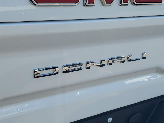 Used 2025 GMC Sierra 2500 Denali w/ Denali Reserve Package AWD/4WD image 35