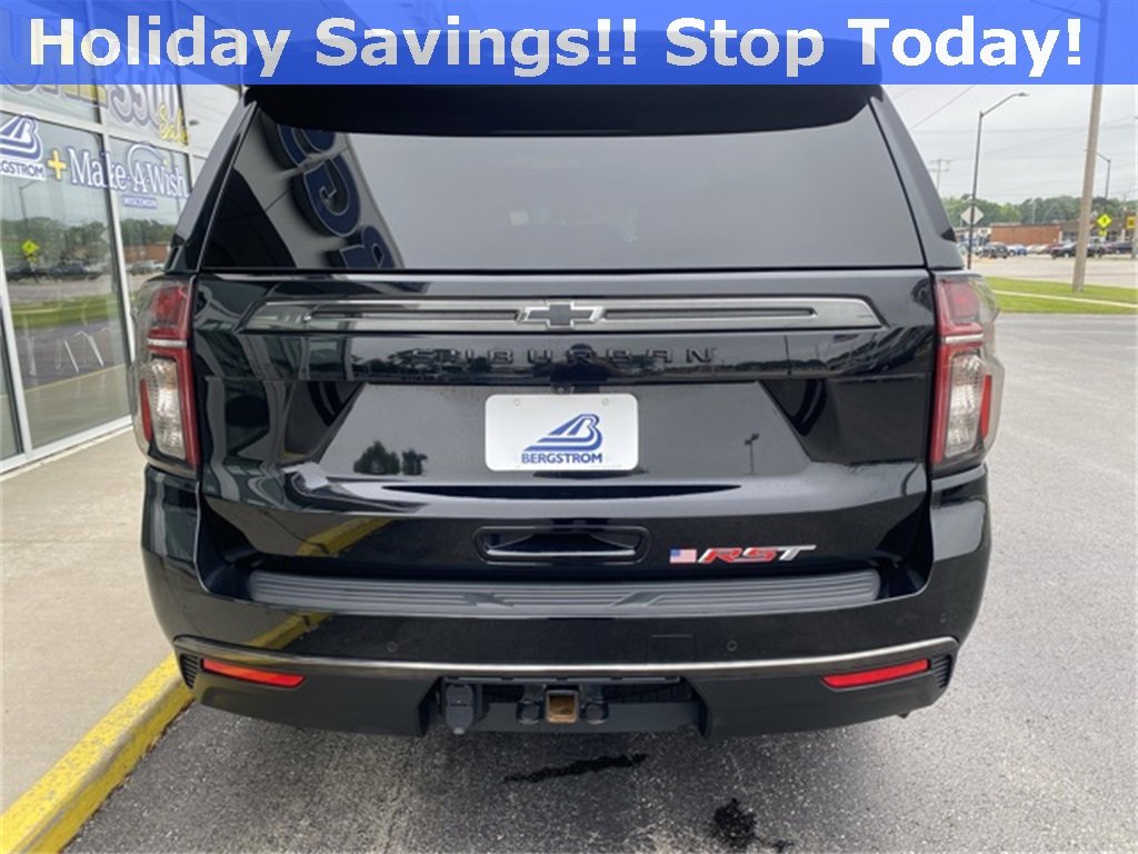 Used 2022 Chevrolet Suburban RST w/ Luxury Package image 8