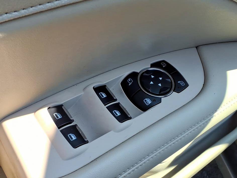 Used 2017 Lincoln MKZ Select w/ Select Plus Package FWD image 17