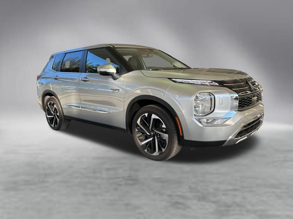 New 2025 Mitsubishi Outlander SE AWD/4WD image 2
