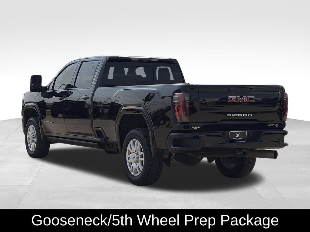 Used 2024 GMC Sierra 3500 AT4 w/ Technology Package AWD/4WD image 7