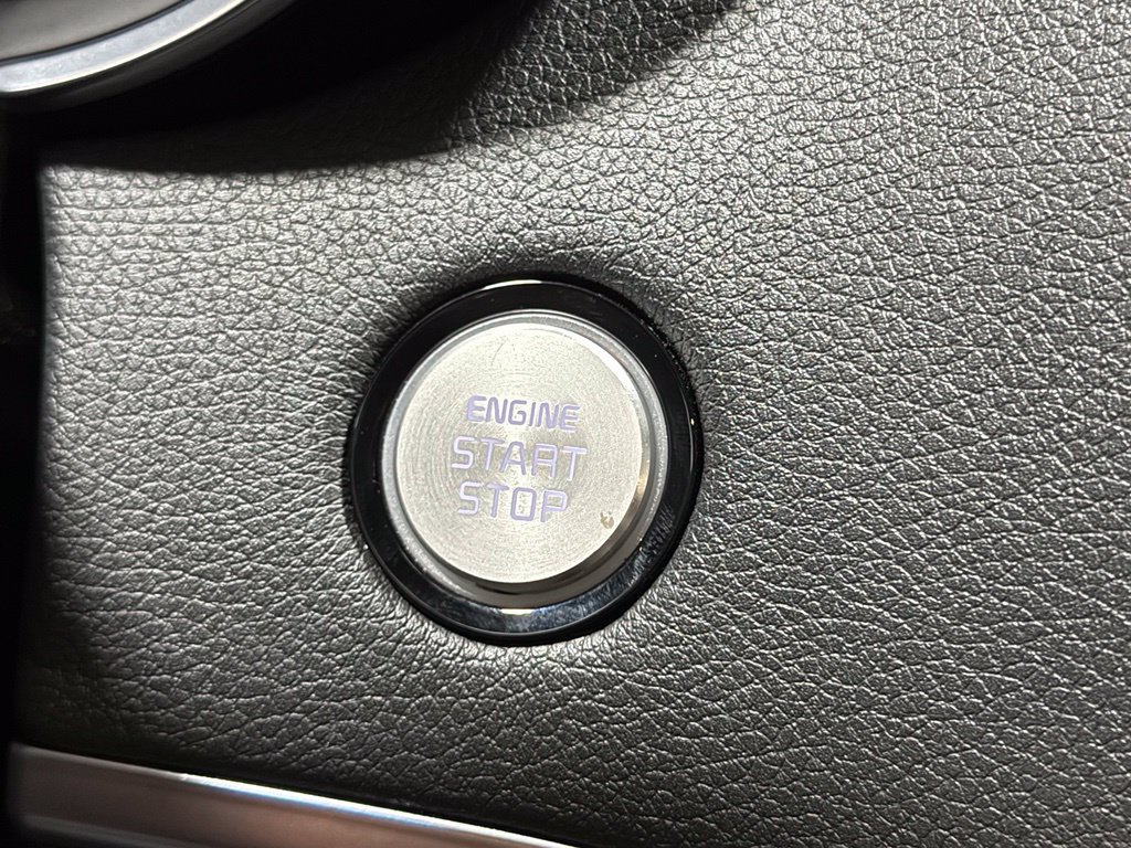 Used 2022 Kia Stinger GT-Line RWD image 25