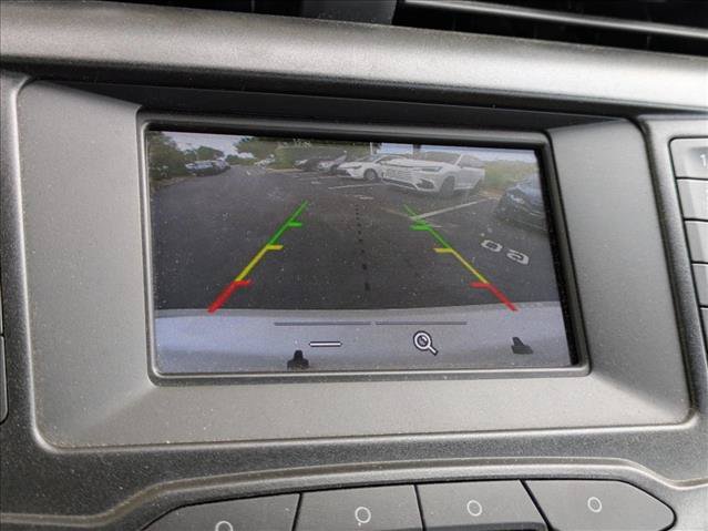 Used 2017 Ford Fusion SE FWD image 9
