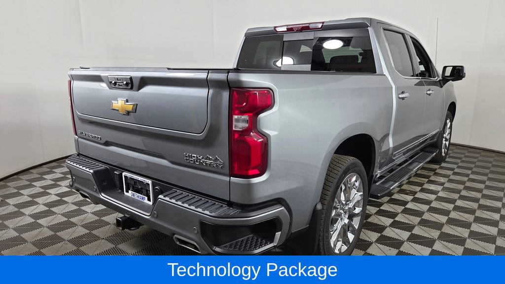 Used 2023 Chevrolet Silverado 1500 High Country w/ High Country Premium Package image 9