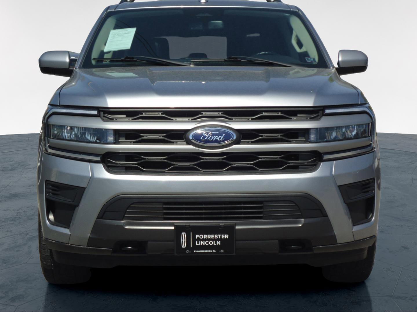 Used 2022 Ford Expedition XLT AWD/4WD image 8